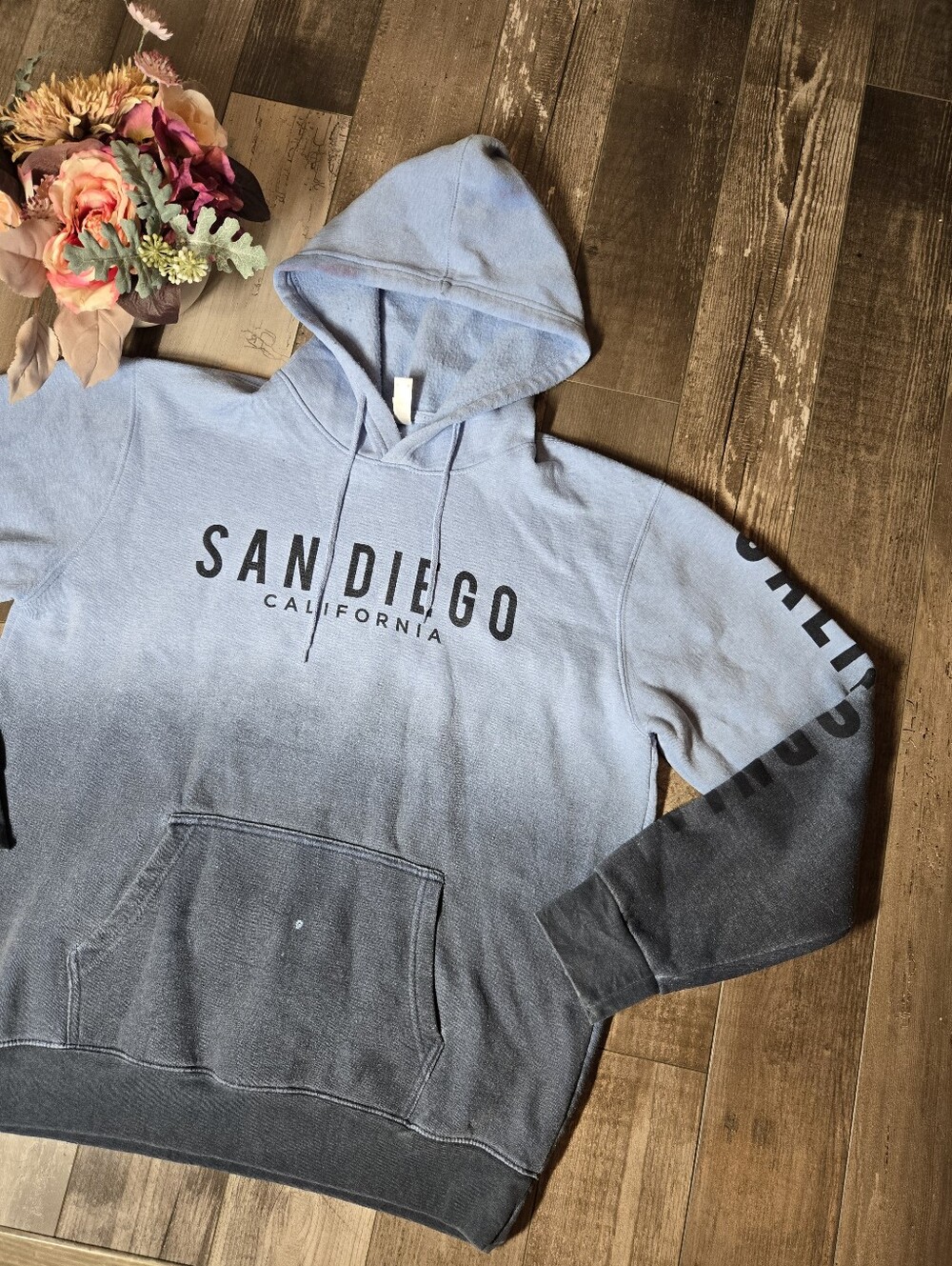 San Diego Ombre Hooded Sweatshirt Blue Men’s Size XL by TEEMAX